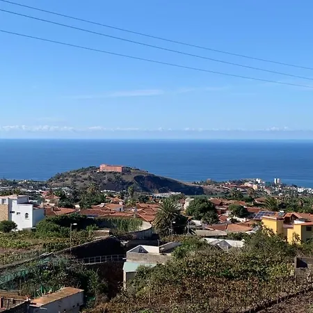 펜션 The Retreat House With The View *